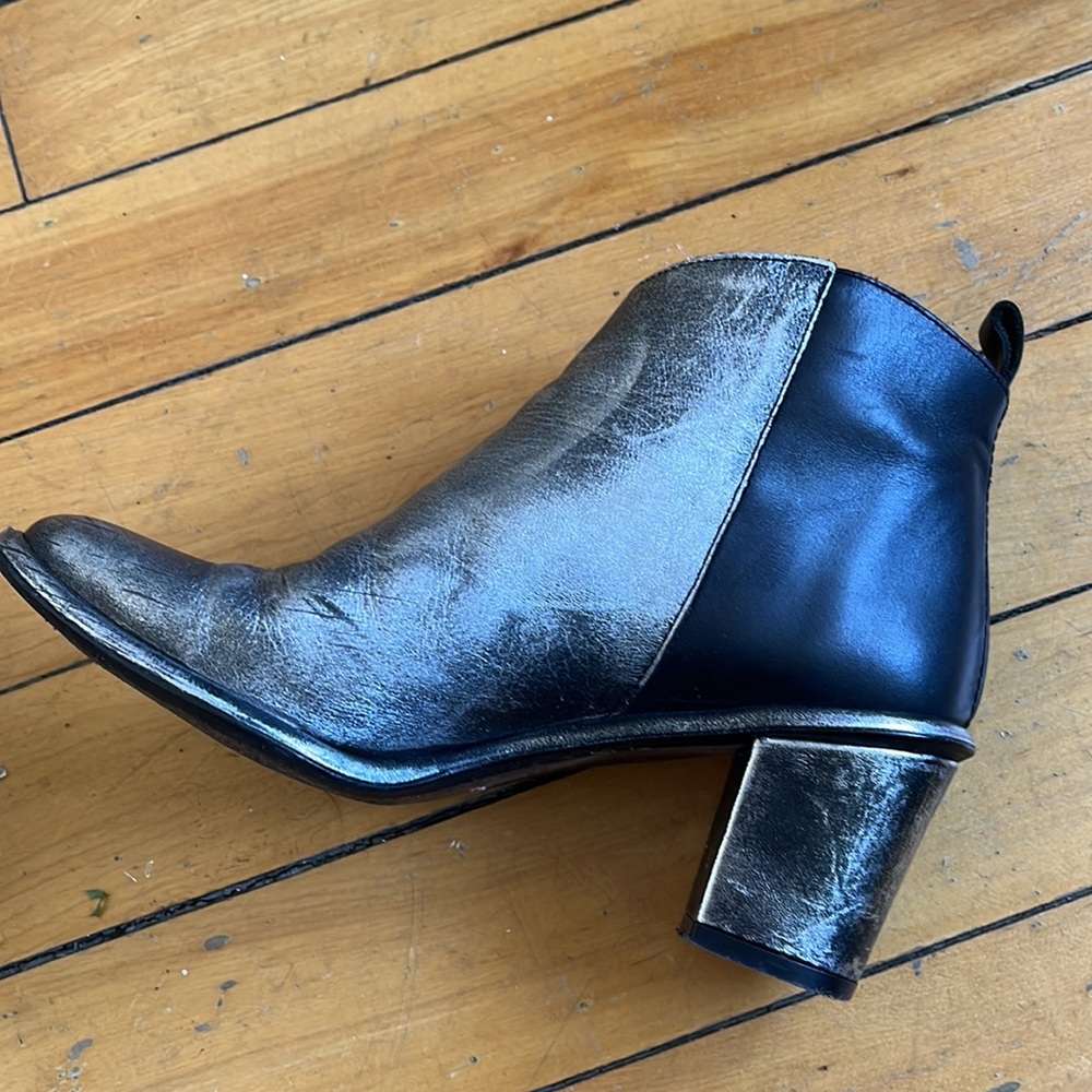 Miista metallic ankle boots Size 7